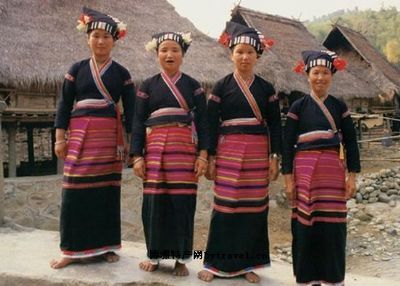 傣族女子服饰