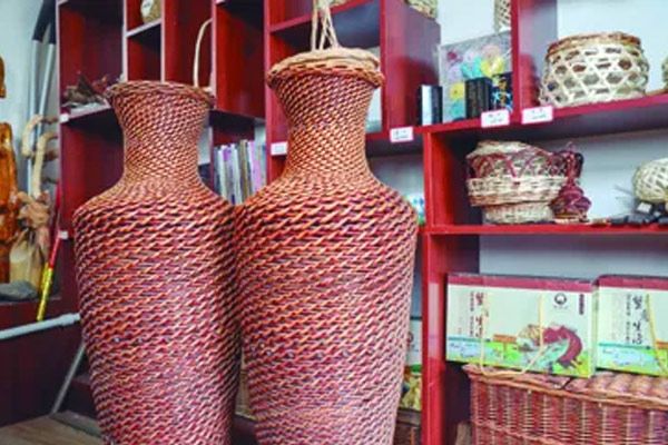 东辽县鴜鹭湖柳编技艺