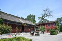 白依丁真嶺寺