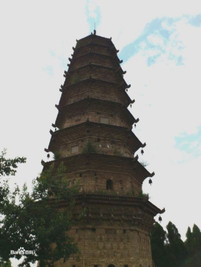麻衣寺砖塔