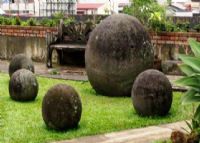 迪奎斯三角洲石球以及前哥伦比亚人酋长居住地