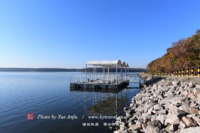 白鹤湖名胜风景区